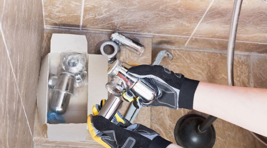 Professional gutter cleaning in Bedford, OH